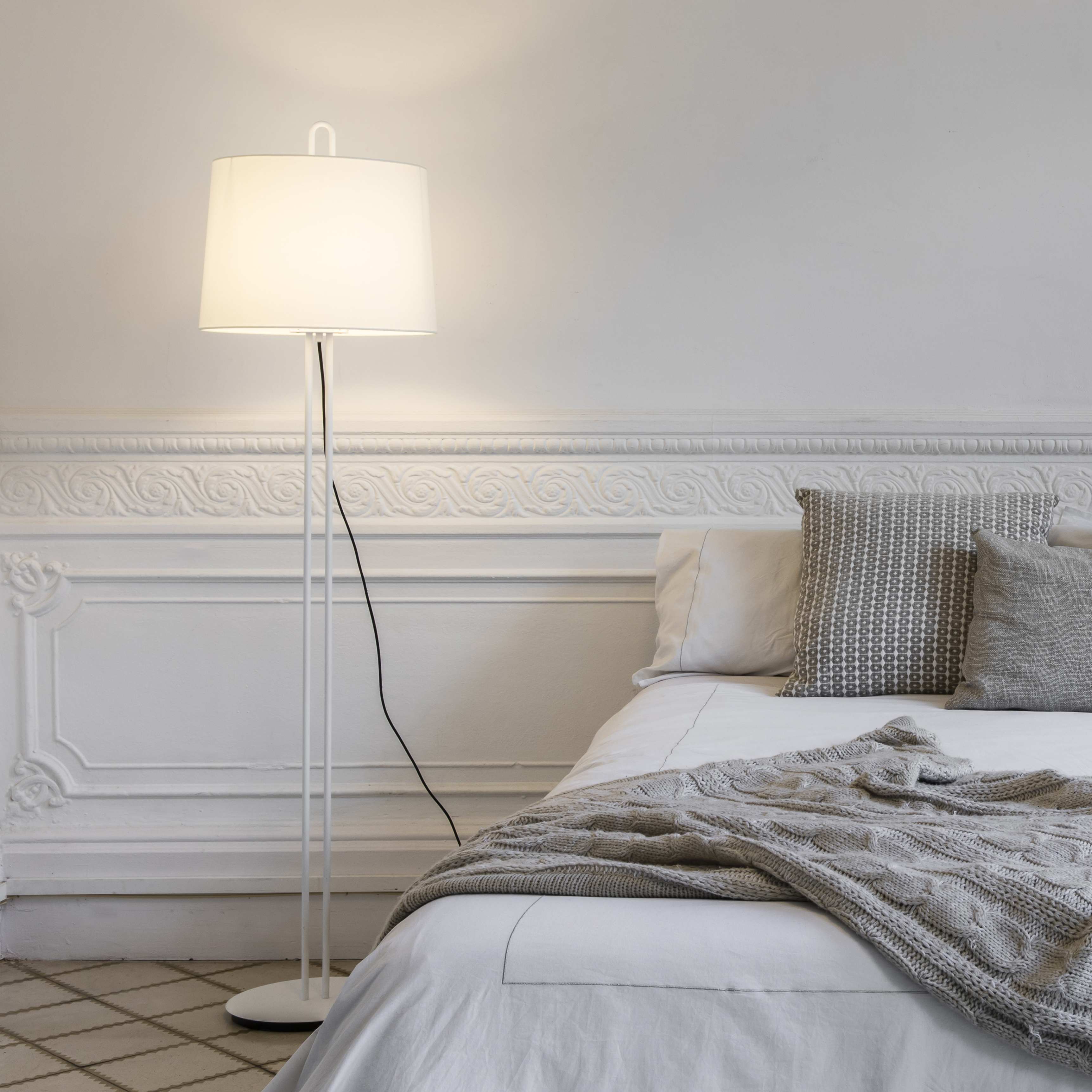 Lampadar / Lampa de podea moderna design elegant MONTREAL alba 24036+2P0131